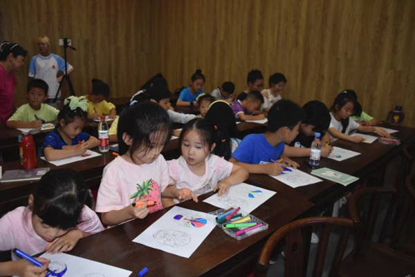 课堂现场。重庆师范大学供图